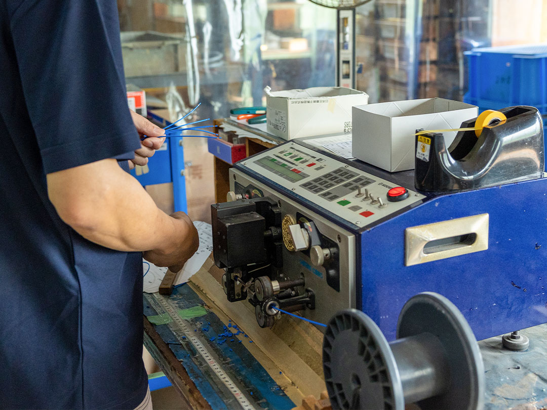 ワイヤーハーネス製造